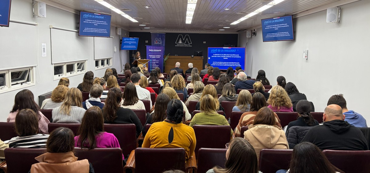 Con auditorio colmado: Se trató la importancia de comprender para incluir en el abordaje de la dislexia